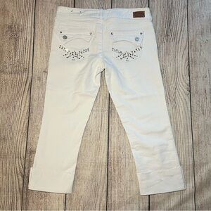 Almost Famous Premium White‎ Studded Denim Capris Women’s 7 Low Rise Jeans Y2K